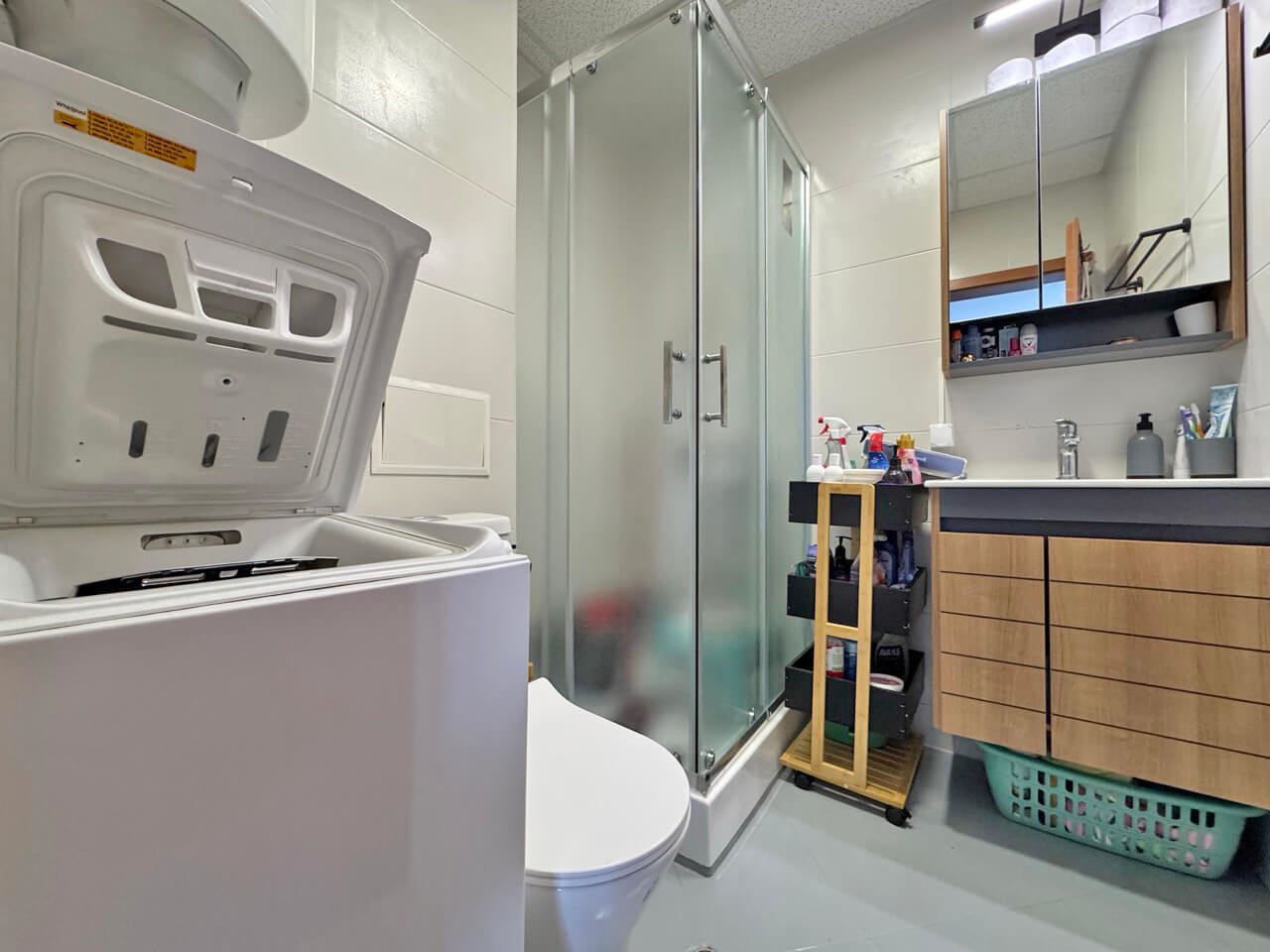 Stylový apartmán s jednou ložnicí v prestižním komplexu na Slunečném pobřeží – kompletně zrekonstruovaný a připravený k užívání
