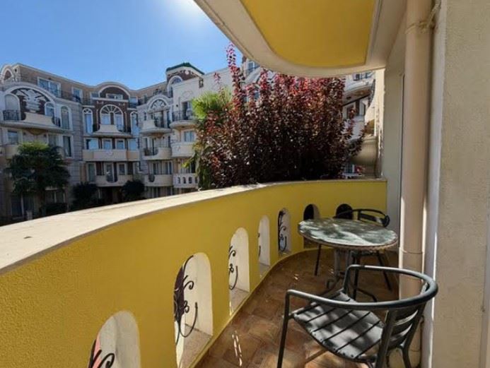 Apartmán s jednou ložnicí v Ravdě – pohodlí, klid a moře jen pár kroků od domova