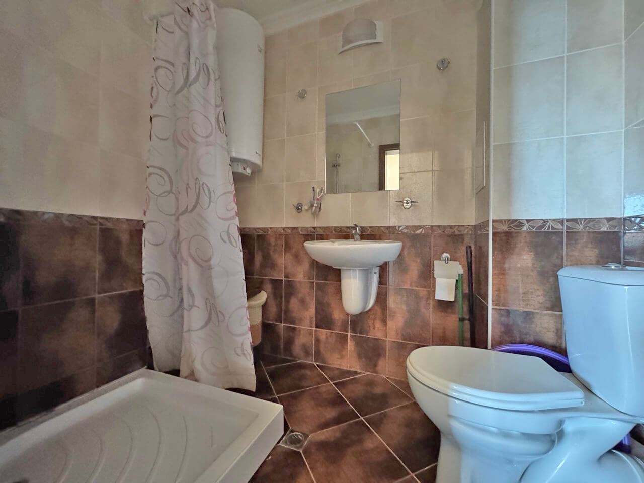 Prostorný byt se 2 ložnicemi v butik komplexu jen pár metrů od moře ve Sveti Vlas 