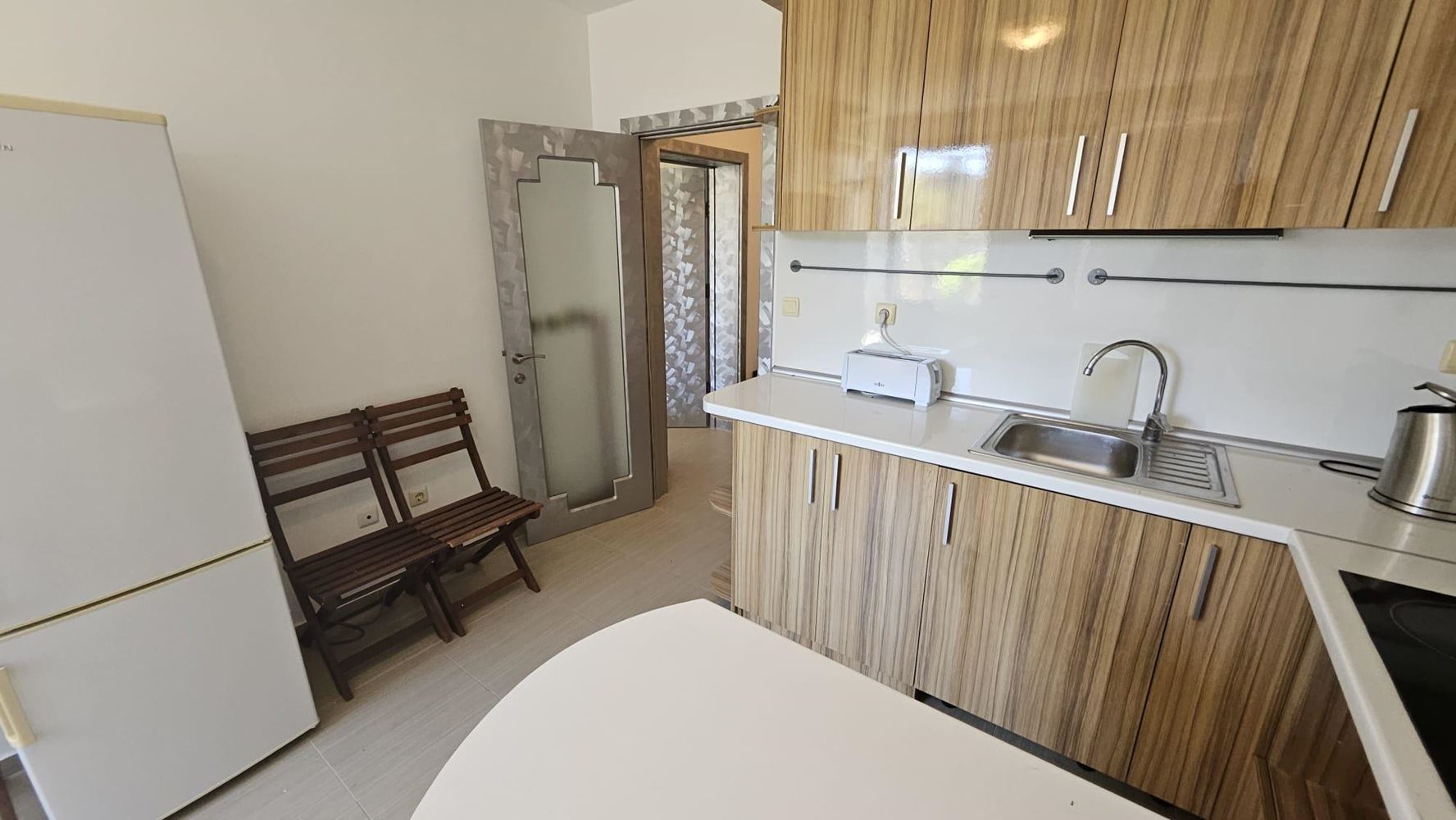 Dvoupokojový byt 50 metrů od moře bez poplatku za údržbu – Achtopol