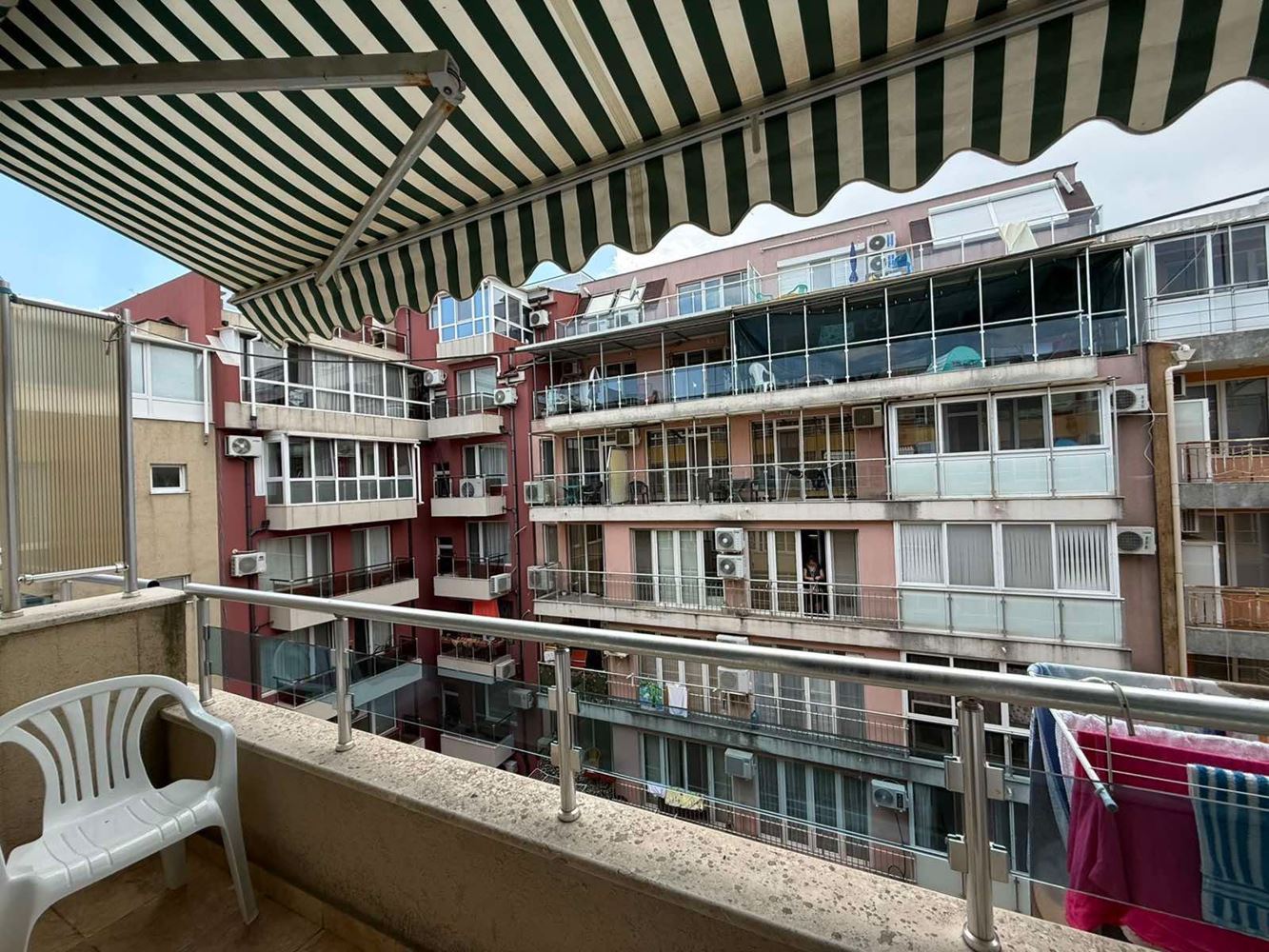 Zařízené studio 200 m od moře v Pomorie – praktická nemovitost s vynikající polohou