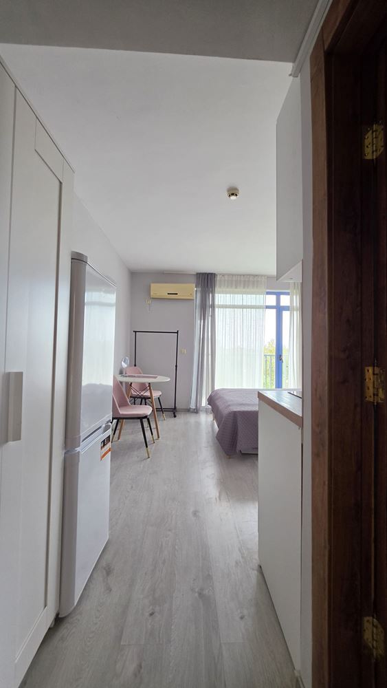 Studio ve Slunečném pobřeží, 300 m od pláže – výborná lokalita a vybavení