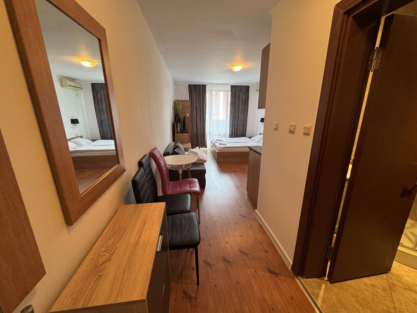 Zařízené studio ve Sveti Vlas – útulný domov u moře v komplexu s vynikajícím vybavením