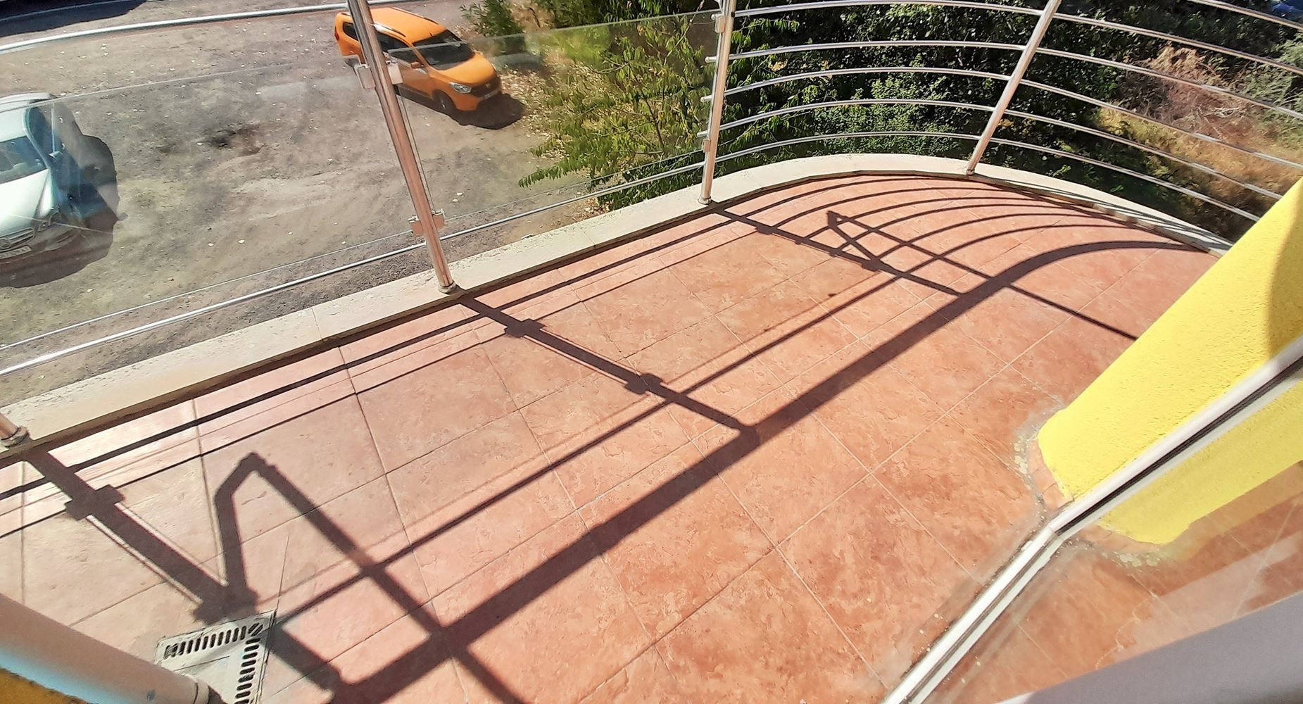 Připravený k bydlení apartmán s jednou ložnicí a nízkým poplatkem za údržbu v Sunny Beach