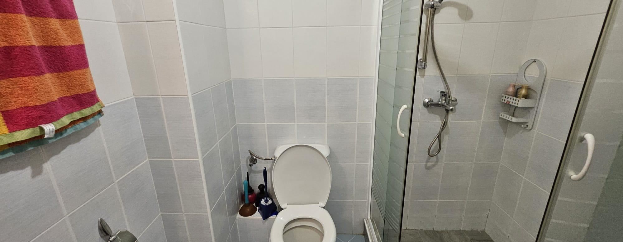 Luxus a prostor přímo u pláže – byt se dvěma ložnicemi v Ravda, 50 metrů od moře
