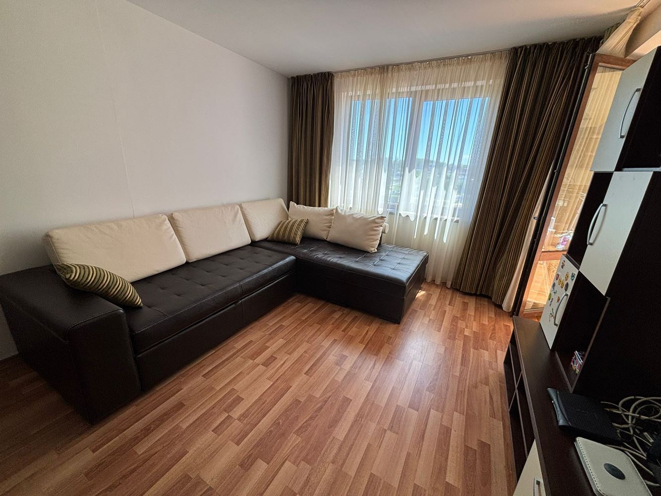 Prostorný apartmán s jednou ložnicí poblíž Cacao Beach na Slunečním pobřeží