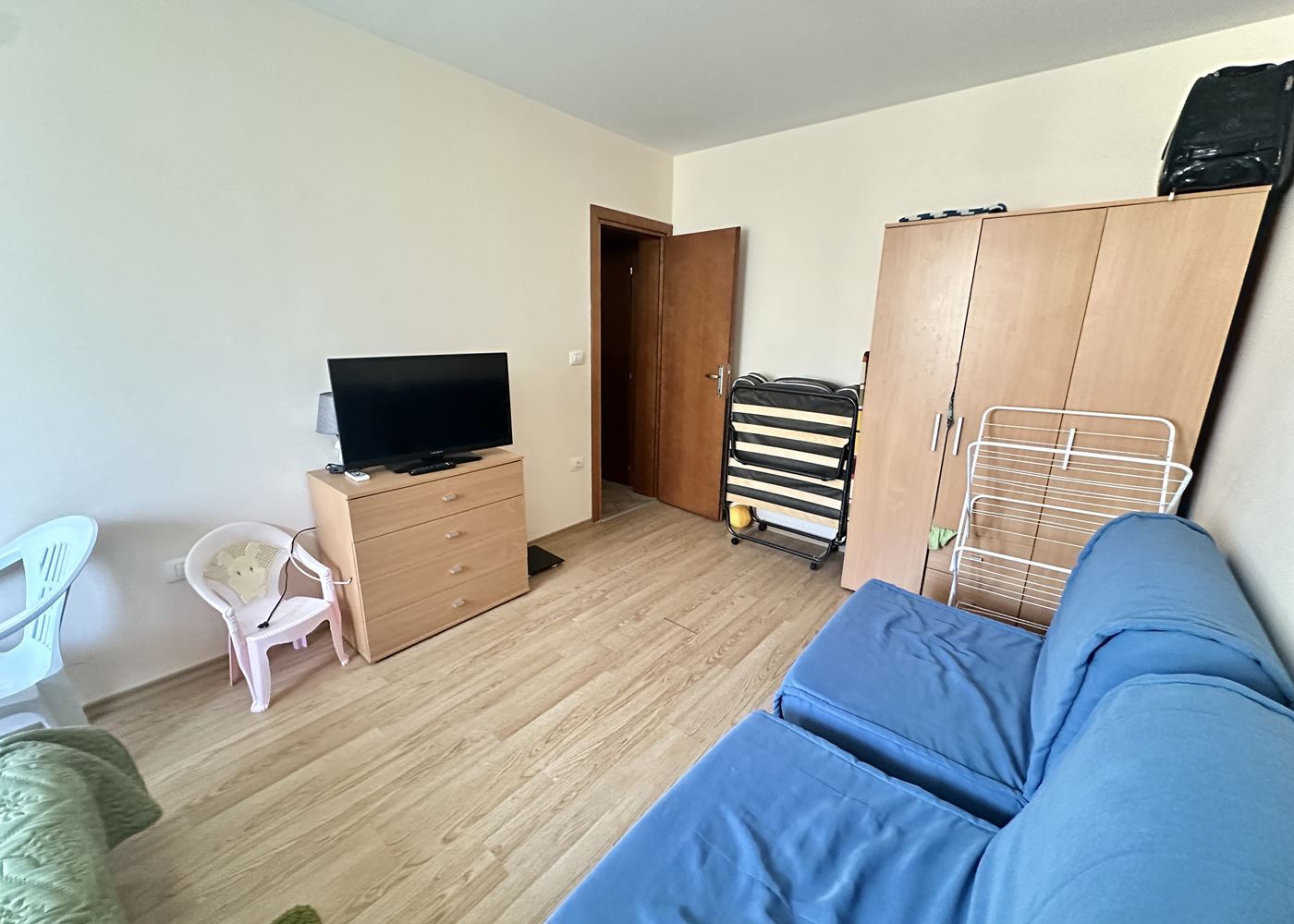 Apartmán s jednou ložnicí v první linii u moře ve Sveti Vlas – útulnost a přímořská atmosféra