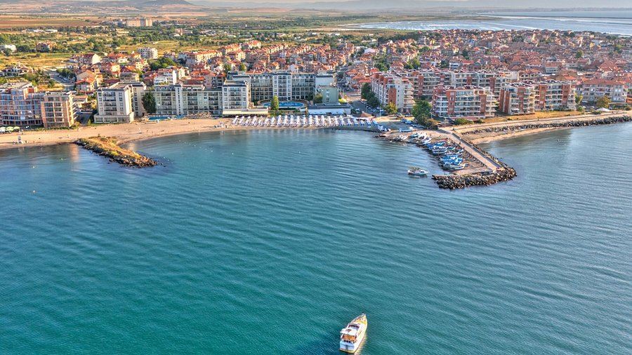 Krásné studio v první linii u moře v Pomorie s výhledem na moře – útulnost, komfort a prestižní lokalita