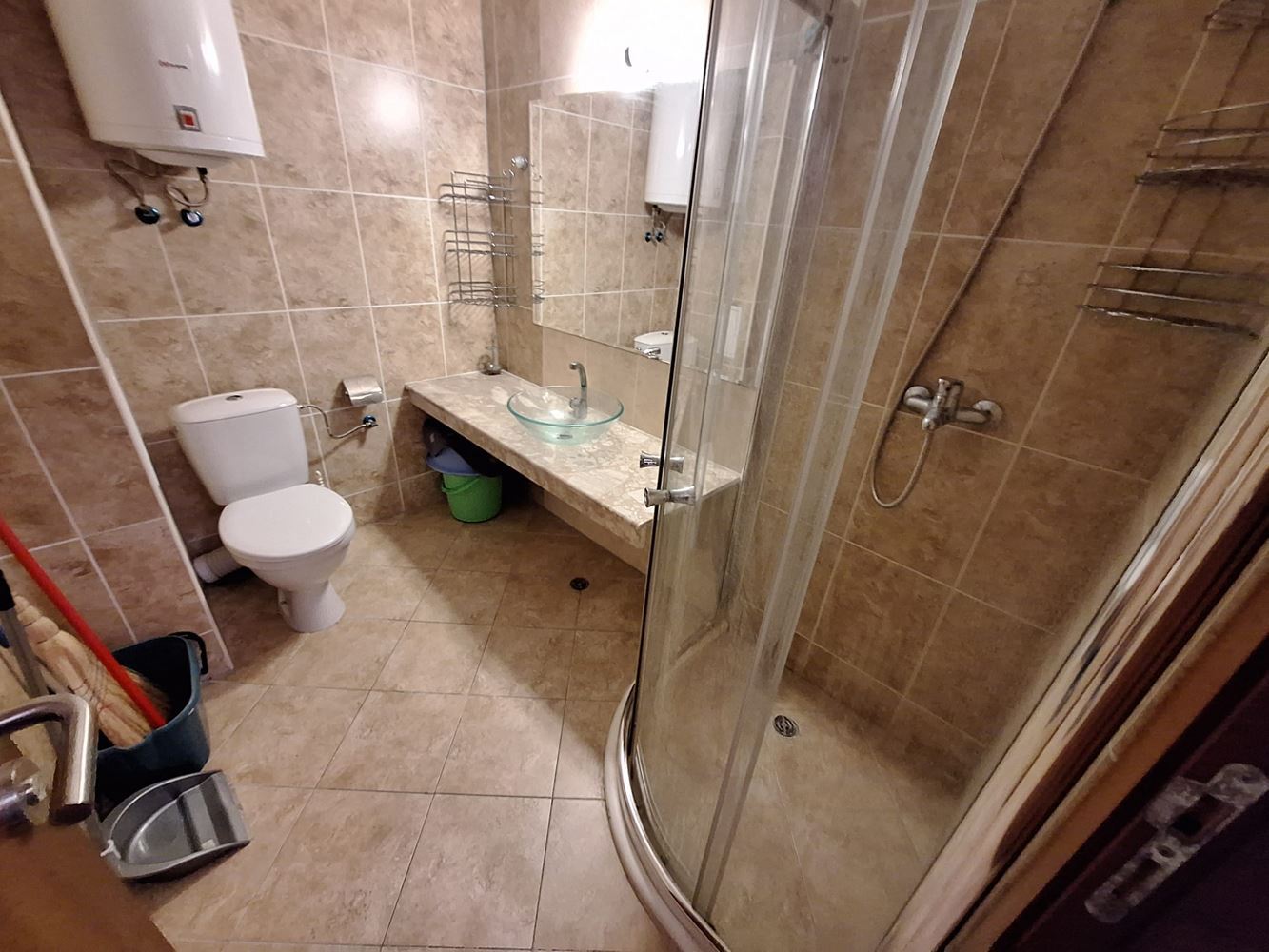 Byt s jednou ložnicí s panoramatickým výhledem na bazén – Slunečné pobřeží, jen 300 m od moře