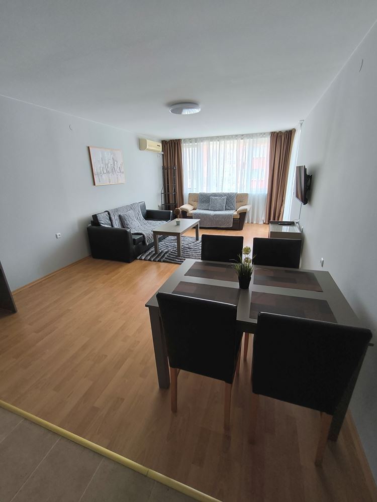 Luxusní apartmán s jednou ložnicí v první linii u moře ve Svetém Vlasu