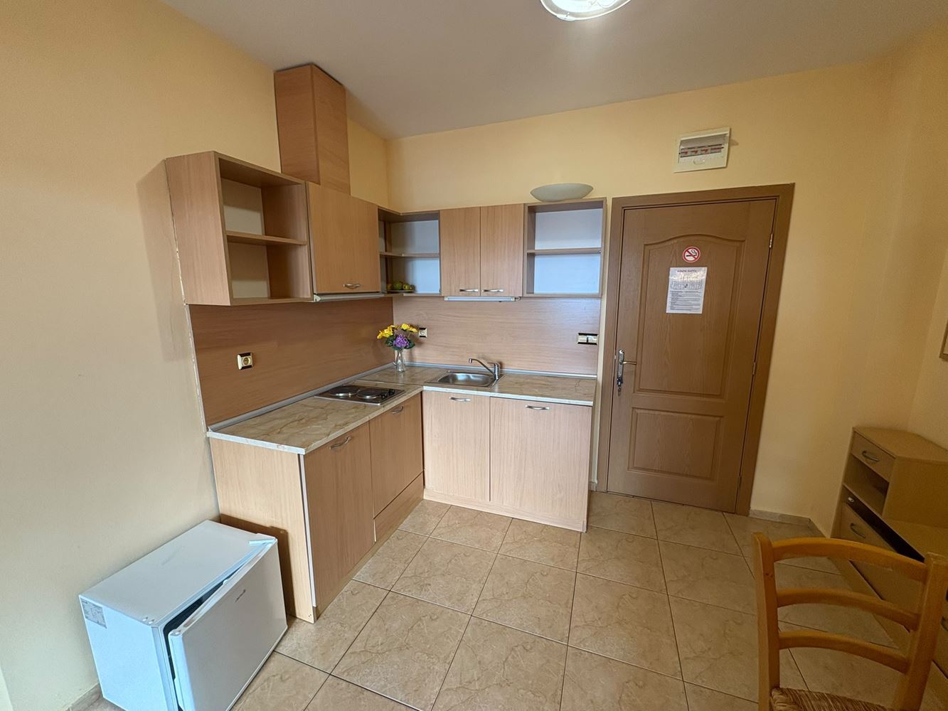 Apartmán se dvěma ložnicemi ve Slunečném pobřeží – prostornost, vybavení a zábava v rekreačním komplexu