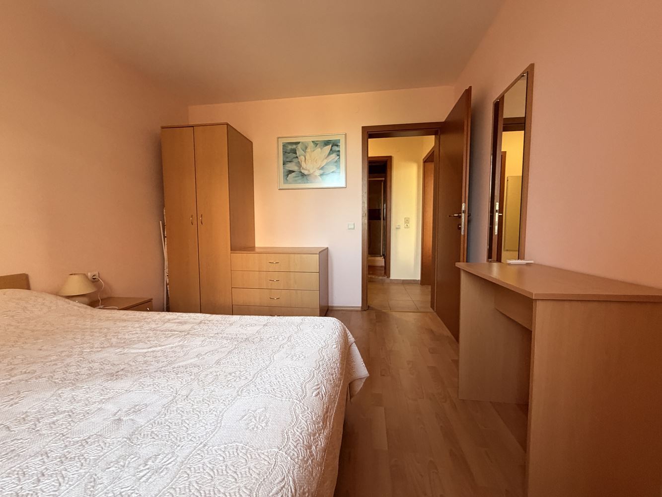 Absolutně první linie v Sveti Vlas! Prostorný apartmán s jednou ložnicí a nádherným výhledem na moře