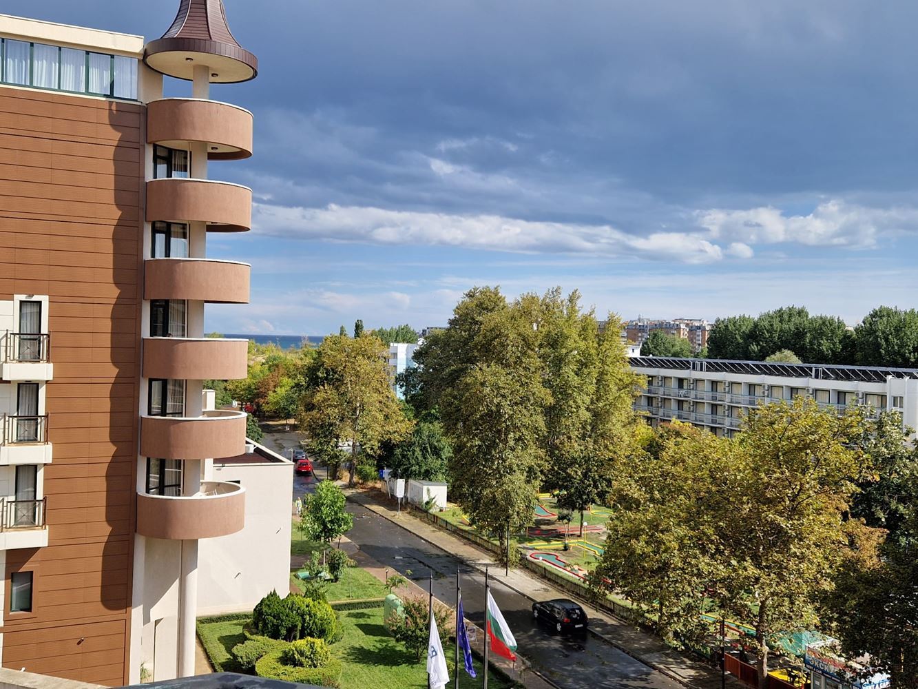 Moře a veškeré pohodlí na dosah – byt s jednou ložnicí 100 m od pláže v Slunečném pobřeží