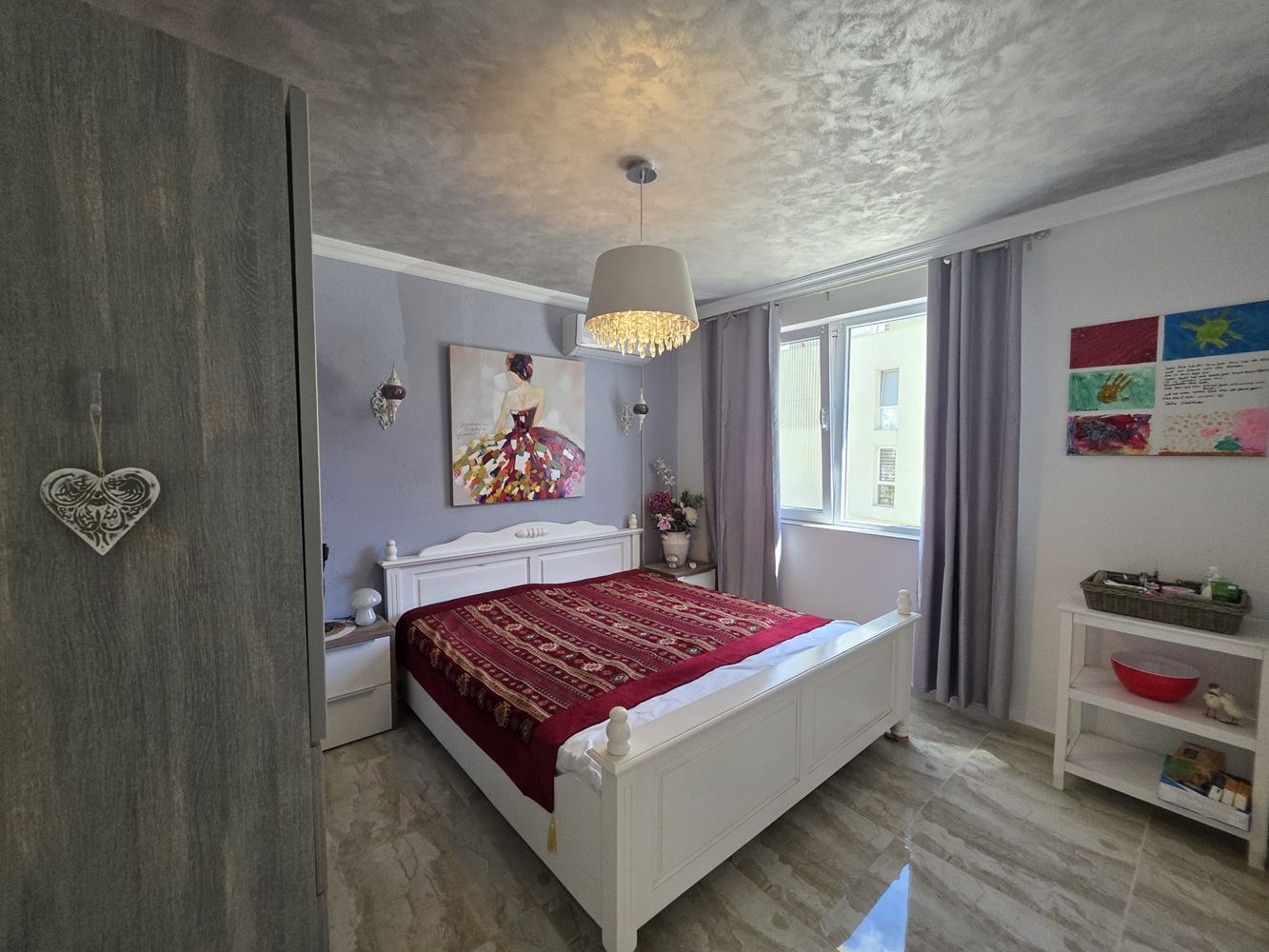 Luxusní třípokojový byt v udržovaném komplexu v Sunny Beach