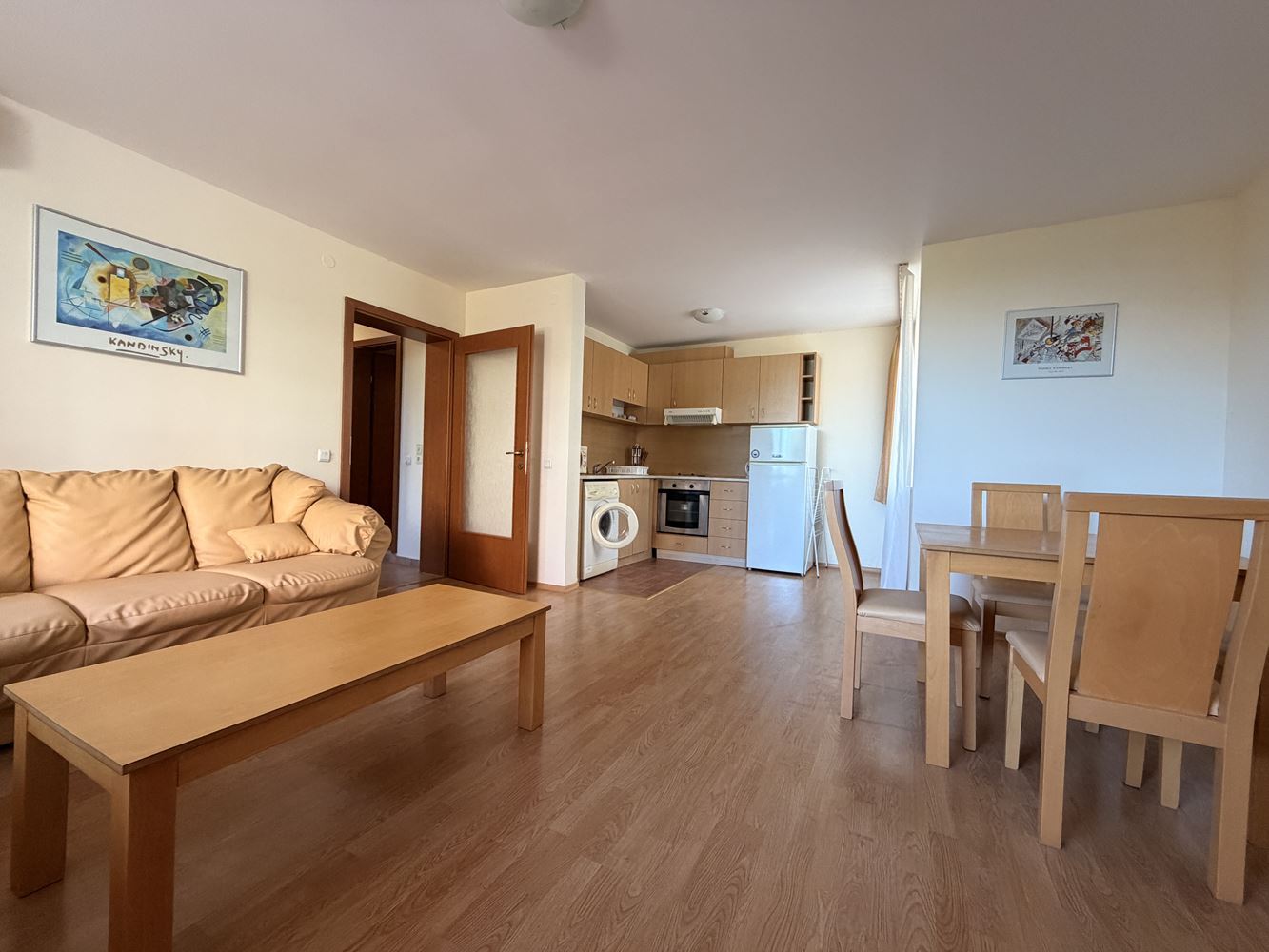 Absolutně první linie v Sveti Vlas! Prostorný apartmán s jednou ložnicí a nádherným výhledem na moře