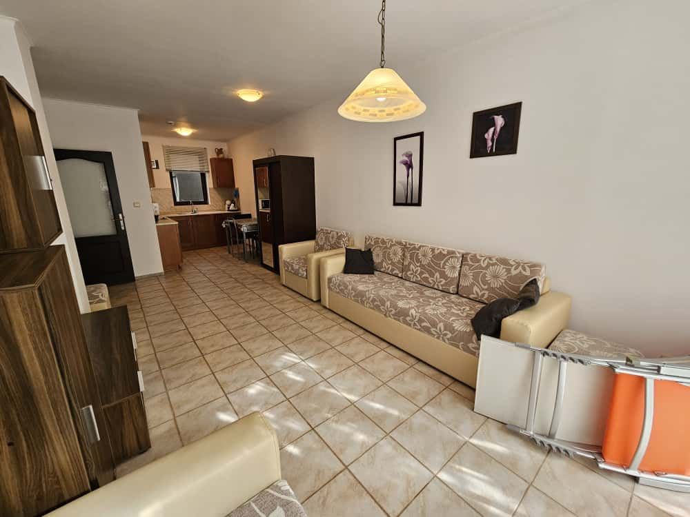 Apartmán s jednou ložnicí se zahradou a verandou v eko-komplexu u Slunečného pobřeží