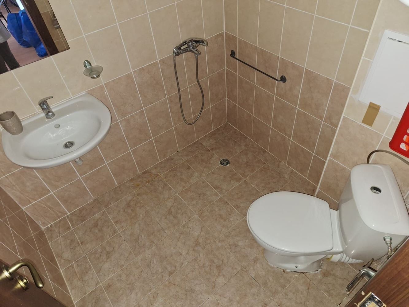 Prostorný byt s jednou ložnicí v luxusním komplexu s bazény a sportovními zařízeními