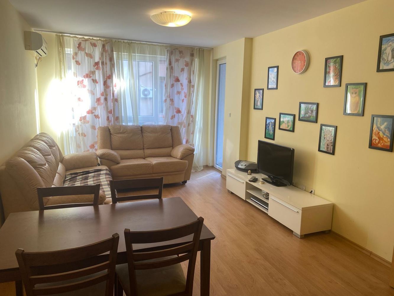 Zařízený apartmán s jednou ložnicí 50 m od moře v Pomorie