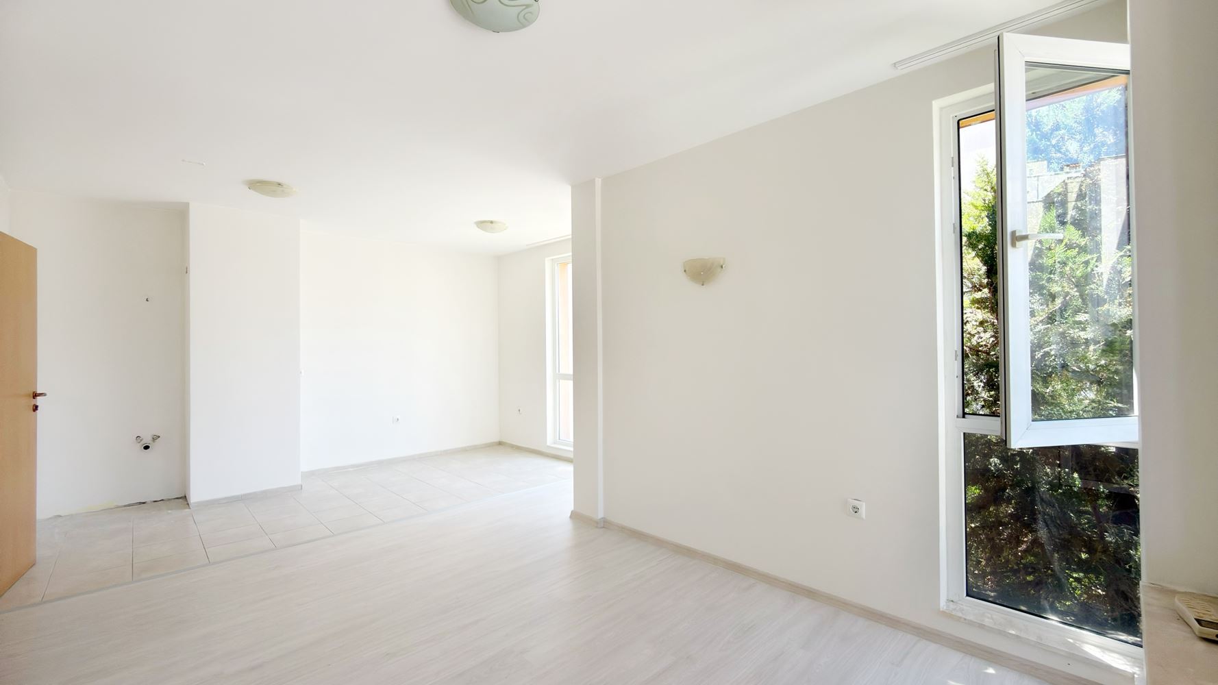 Apartmán s jednou ložnicí 400 m od moře ve Slunečném pobřeží – vynikající investice a skvělé místo pro dovolenou