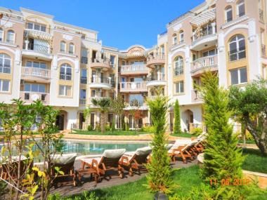 Útulný dvoupokojový apartmán s jednou ložnicí v Ravdě – styl, pohodlí a klid u moře