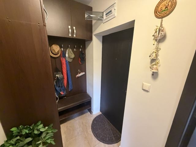 Prostorný apartmán se třemi ložnicemi v blízkosti moře a s vynikající infrastrukturou v komplexu