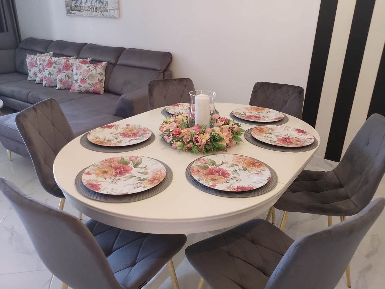 Luxusní třípokojový byt v prestižním komplexu se zelení a bazény ve městě Sveti Vlas