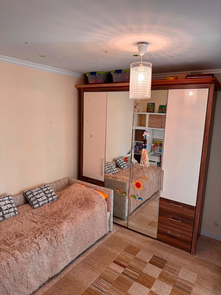 Apartmán se dvěma ložnicemi a výhledem na moře mezi borovicemi – luxus a klid přímo u moře v Sozopolu