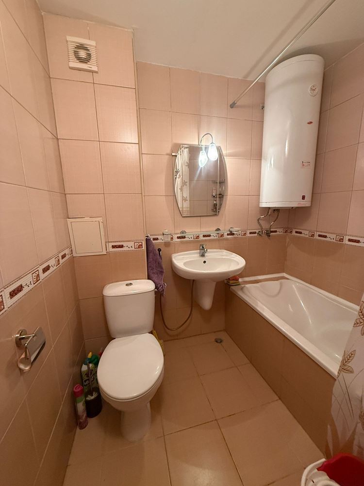 Prostorný dvoupokojový apartmán v Sunny Beach – komfort, příroda a nízký poplatek za údržbu