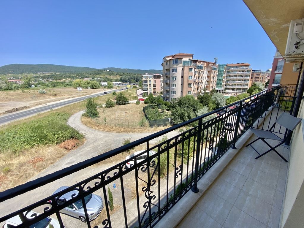 Funkční studio s výhledem na pohoří Stara Planina – Slunečné pobřeží, severní část, 500 m od pláže