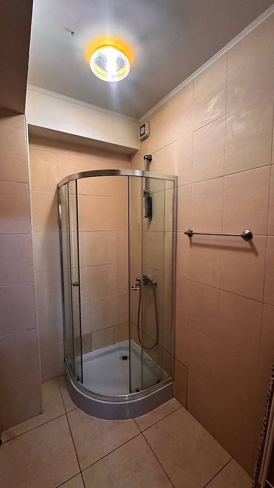 Třípokojový apartmán s výhledem na moře v prestižním komplexu ve Svatém Vlasu