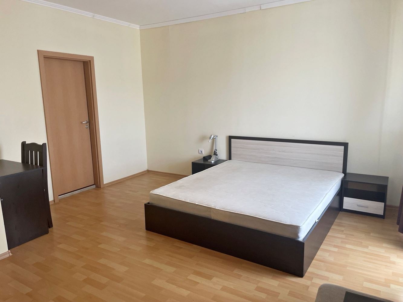 Prostorný panoramatický apartmán se dvěma ložnicemi ve Slunečném pobřeží