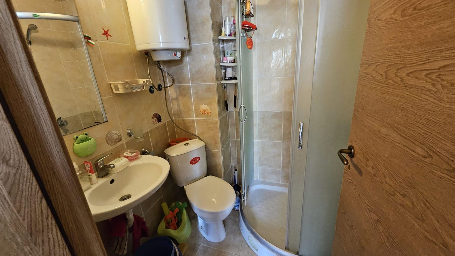 Moderní byt s jednou ložnicí v uzavřeném komplexu s bazény a vodními atrakcemi v oblasti Slunečného pobřeží