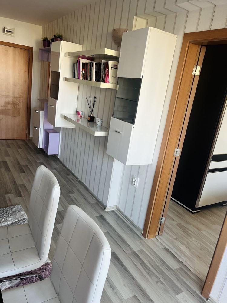 Stylový byt v moderním komplexu v jižní části Slunečného pobřeží – komfort a kvalita u moře