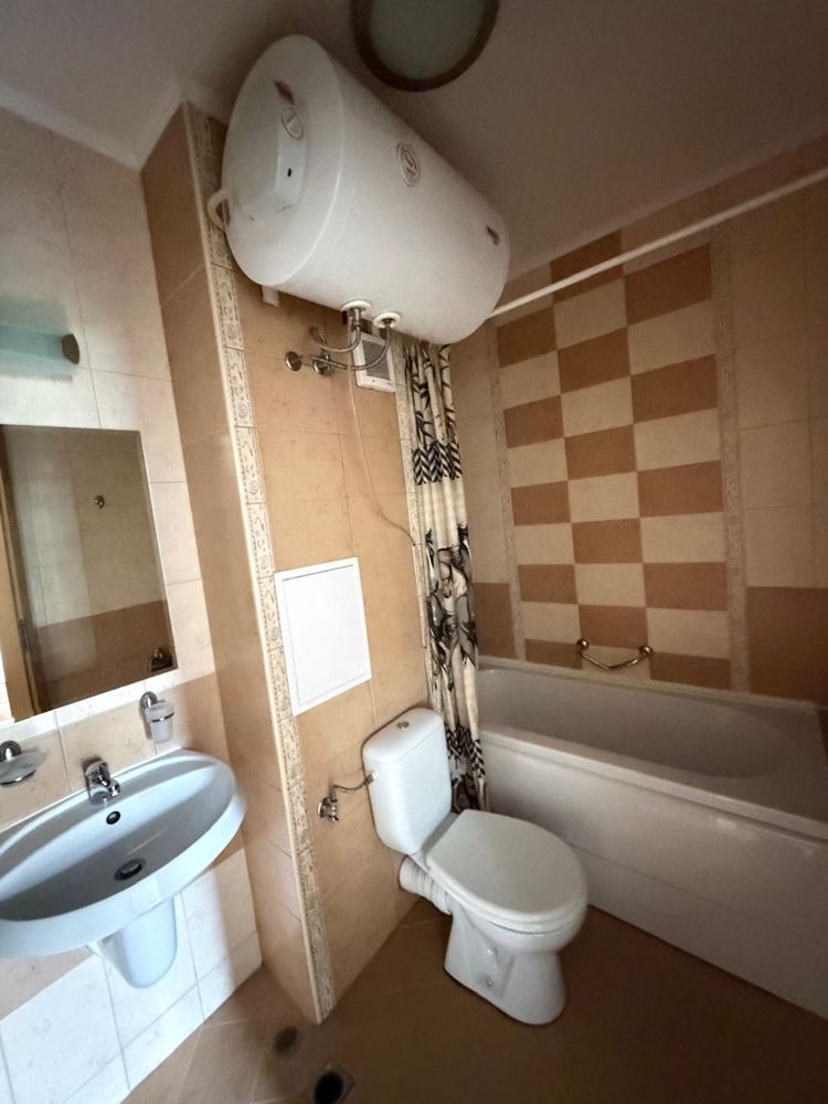 Prostorný byt s dvěma ložnicemi s přímým výstupem do vlastní zahrady v Sunny Beach – komfort, luxus a útulnost