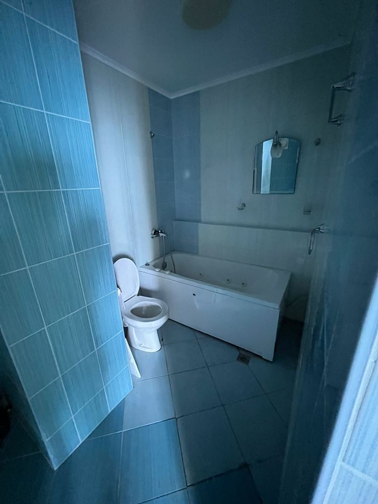 Apartmán se dvěma ložnicemi v první linii v Pomorie s působivým panoramatickým výhledem na moře