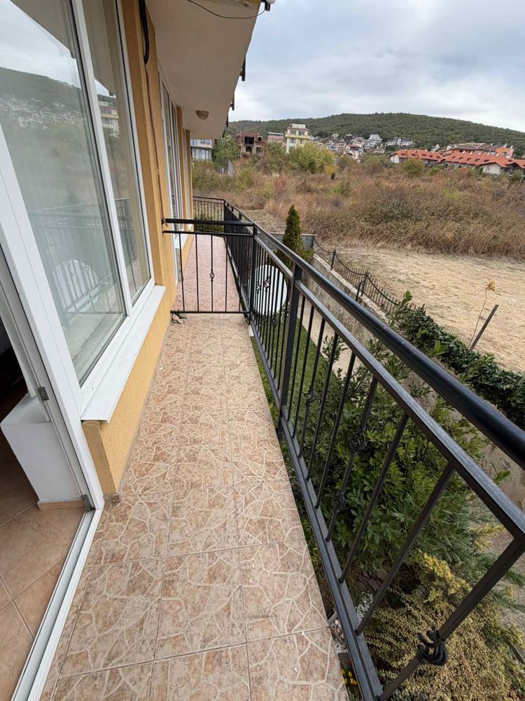 Apartmán s jednou ložnicí a výhledem na moře ve Sveti Vlas, oblast Intsaraki – útulnost a klid u moře