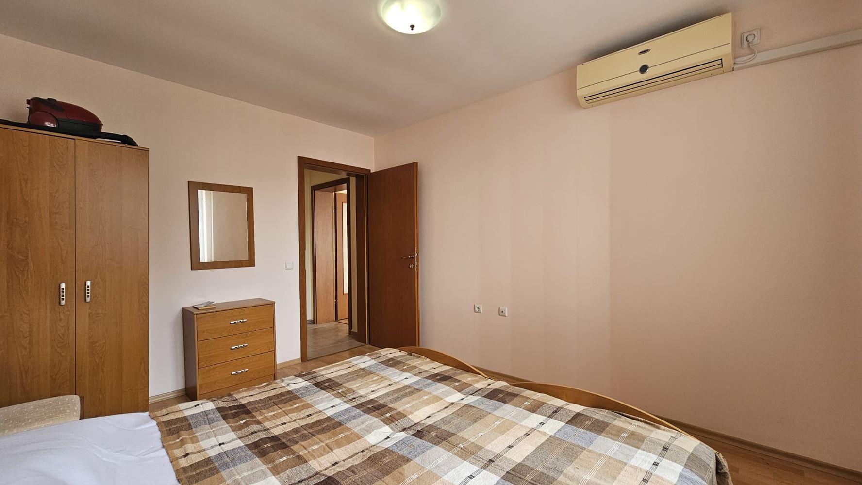 Mořská idyla v první linii – byt s jednou ložnicí s výhledem na moře v Sveti Vlas