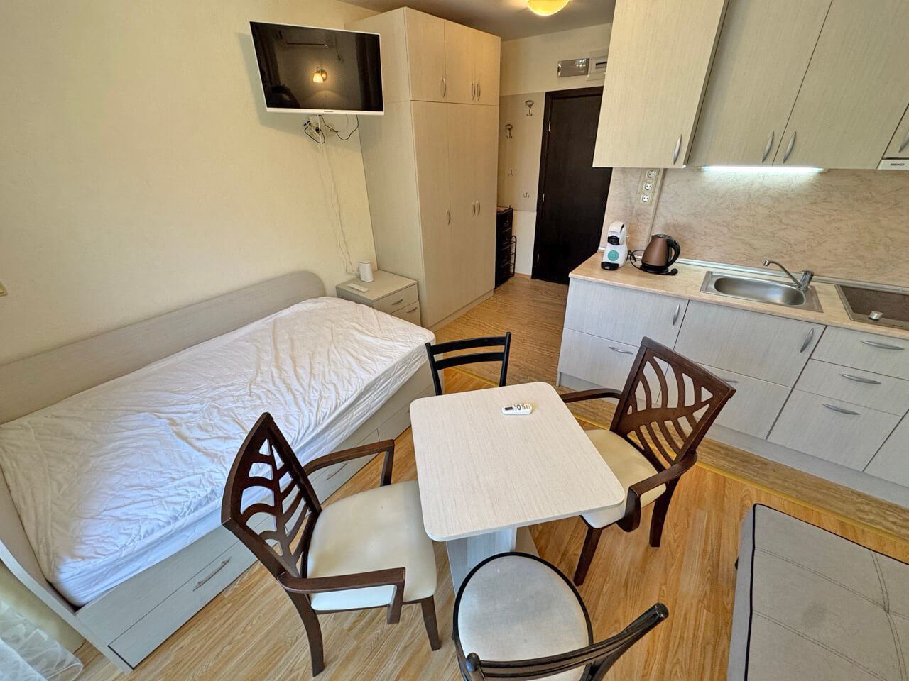 Stylové zařízené studio v srdci Sunny Beach – klid v blízkosti Cacao Beach