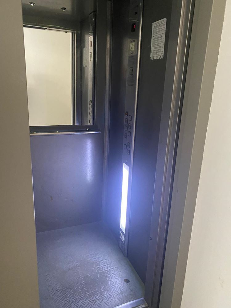 Zařízený apartmán s jednou ložnicí 50 m od moře v Pomorie