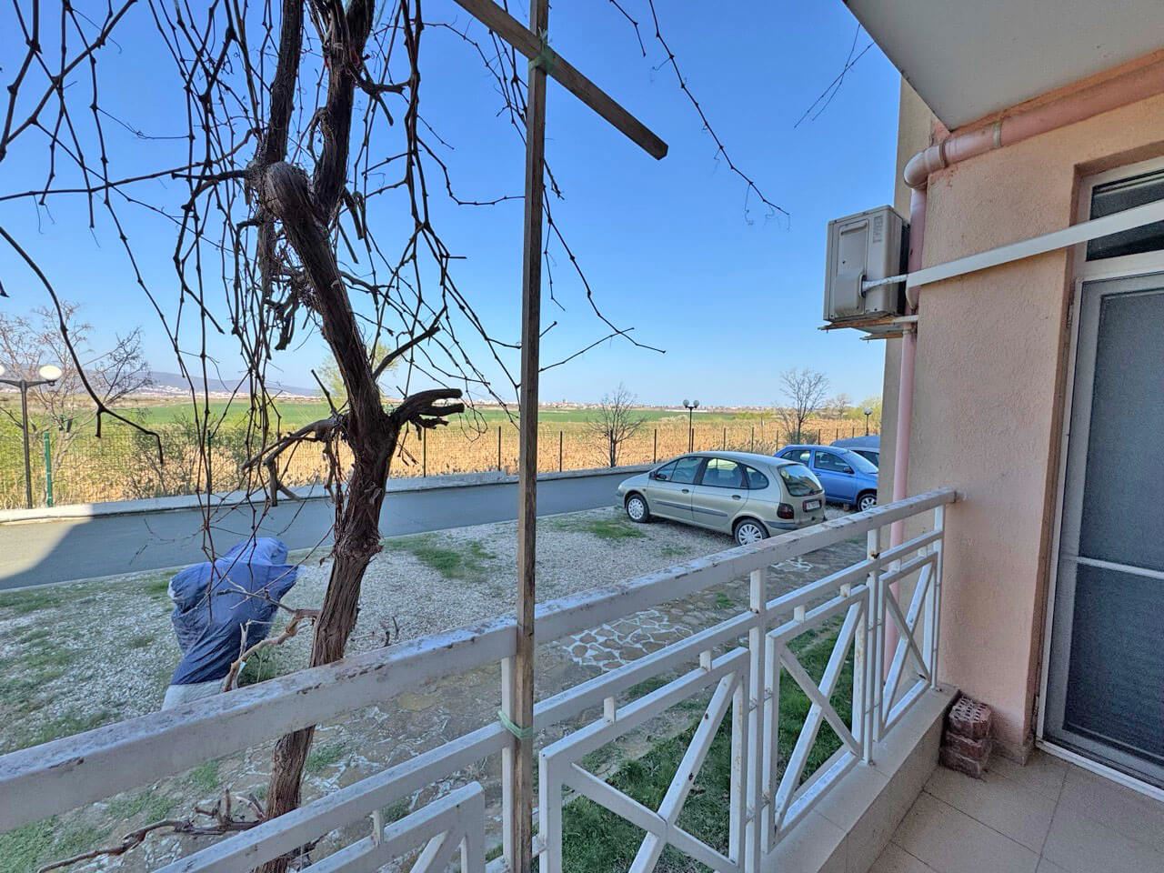 Třípokojový byt v komplexu s dobře organizovaným prostředím a útulnou atmosférou