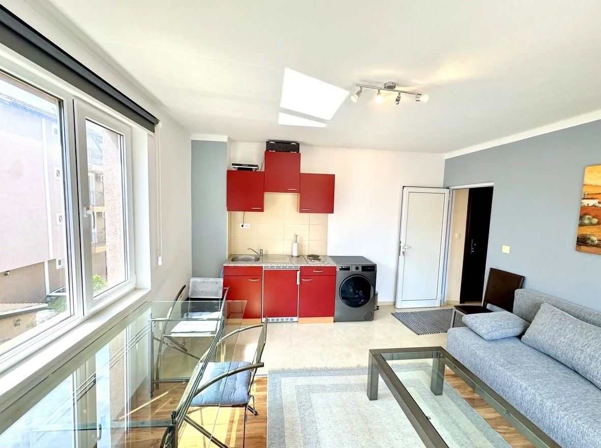 Ravda – útulný apartmán s jednou ložnicí s nízkým poplatkem za údržbu, pouhých 500 metrů od moře