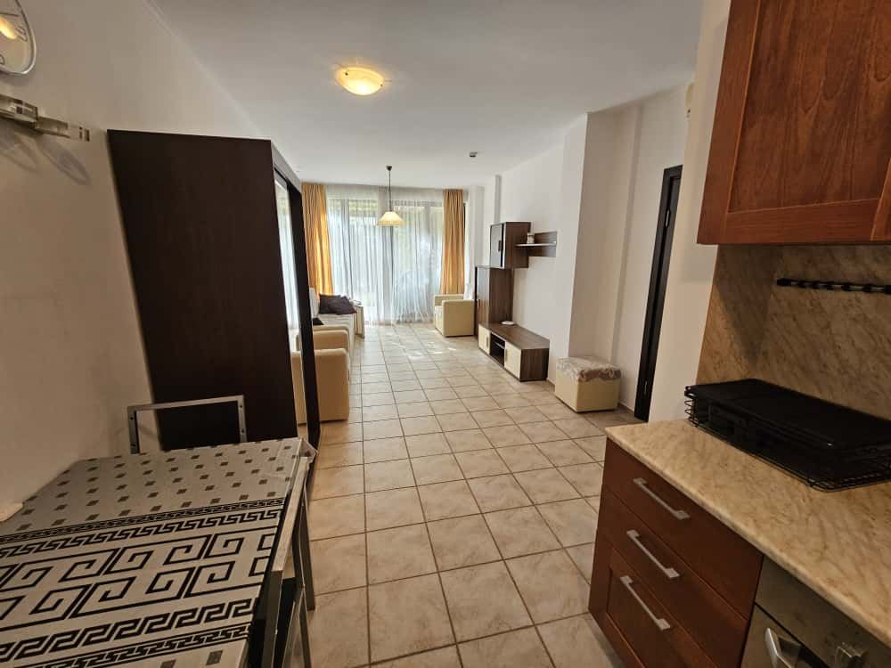 Apartmán s jednou ložnicí se zahradou a verandou v eko-komplexu u Slunečného pobřeží
