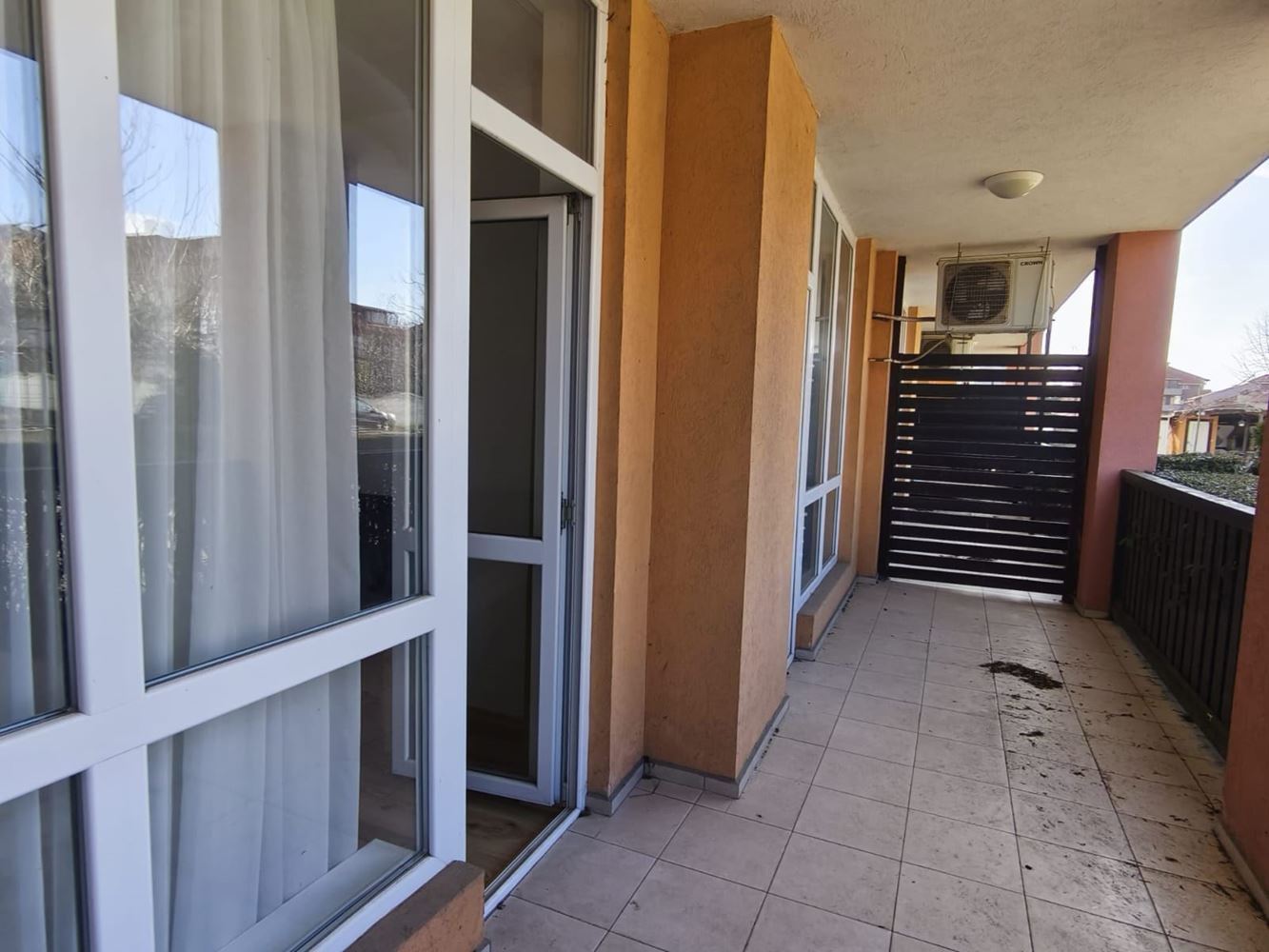 Prostorný apartmán s jednou ložnicí v Aheloy – připravený k nastěhování, jen pár kroků od moře