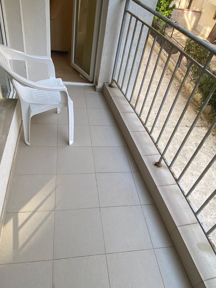 Zařízený apartmán s jednou ložnicí 50 m od moře v Pomorie