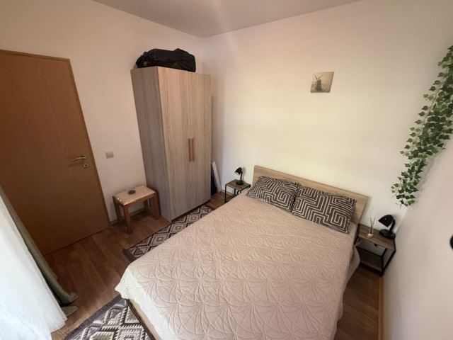 Komfort a klid u moře – prostorný apartmán s jednou ložnicí v Aheloy
