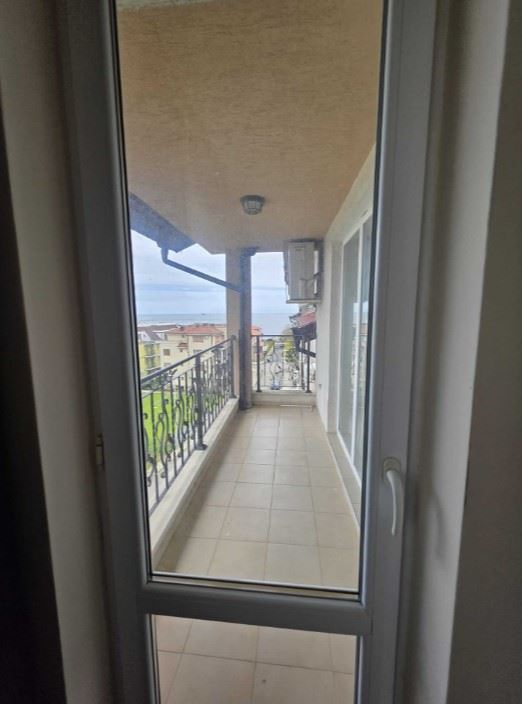 Prostorný apartmán se dvěma ložnicemi a výhledem na moře v Ravdě
