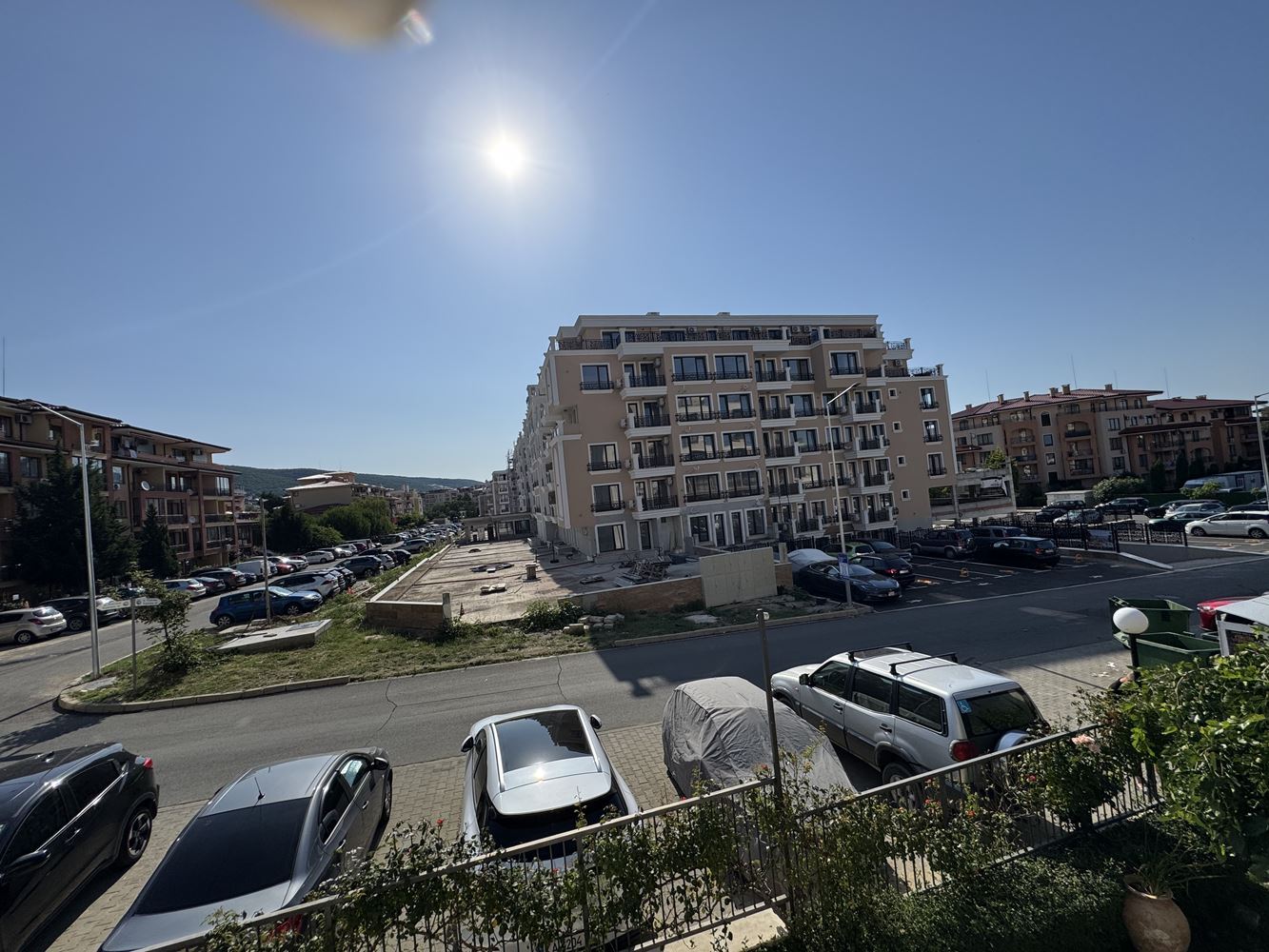 Apartmán s jednou ložnicí v moderním komplexu ve Sveti Vlas – útulná nemovitost připravená k nastěhování