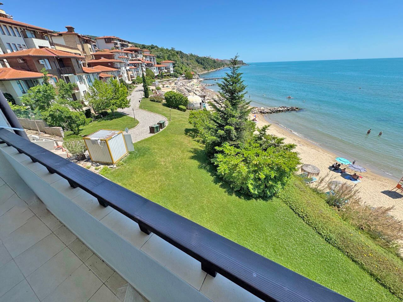Apartmán s jednou ložnicí v první linii u moře s panoramatickým výhledem na moře ve Svatém Vlasu