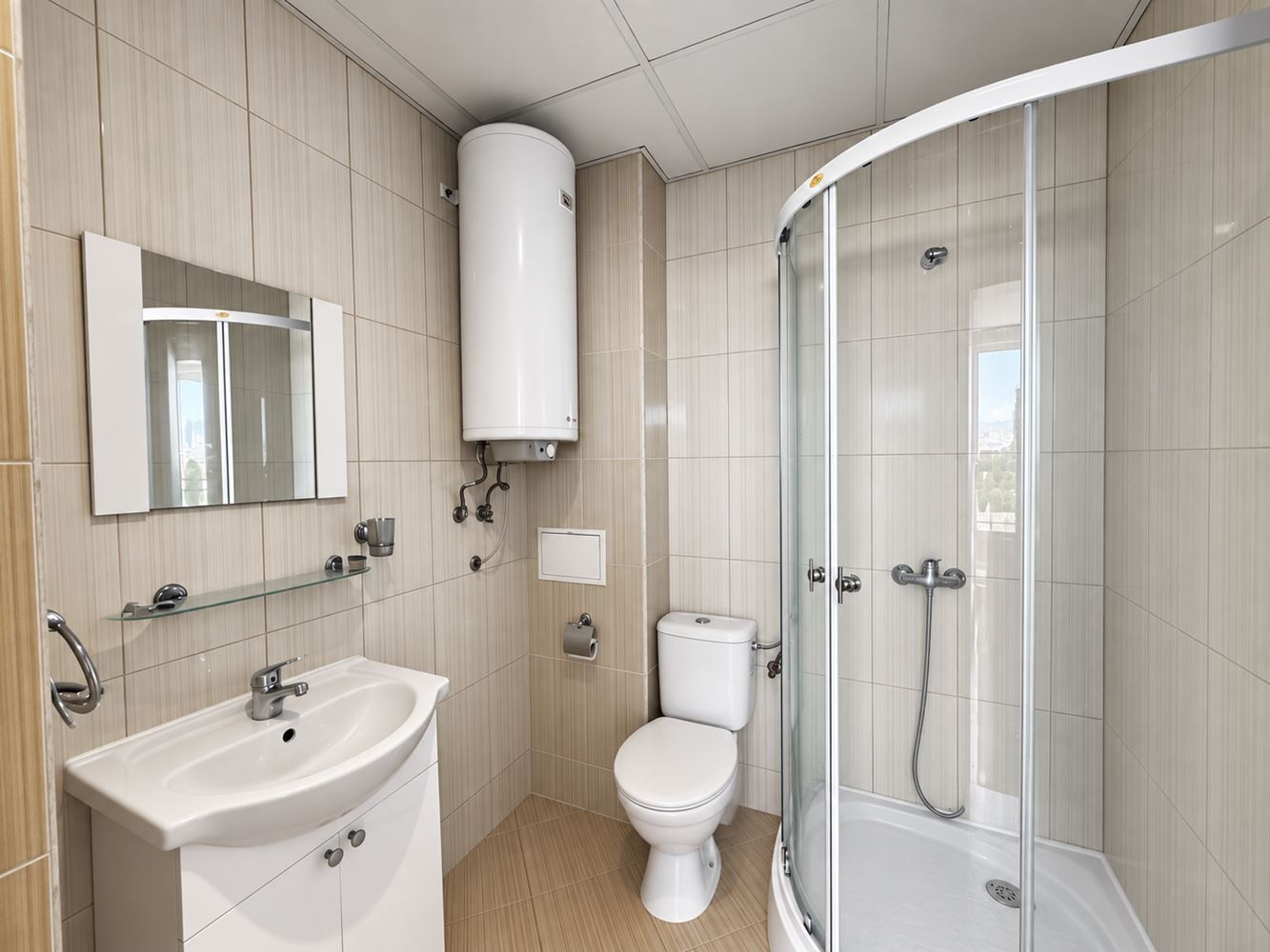Světlé a prostorné panoramatické studio v oblíbeném komplexu ve Slunečném pobřeží
