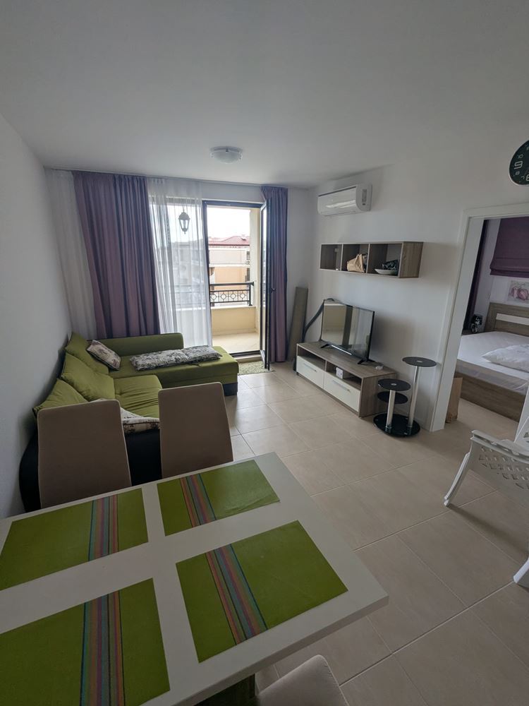 Apartmán s jednou ložnicí a částečným výhledem na moře v luxusním komplexu s vlastní infrastrukturou v Sozopolu